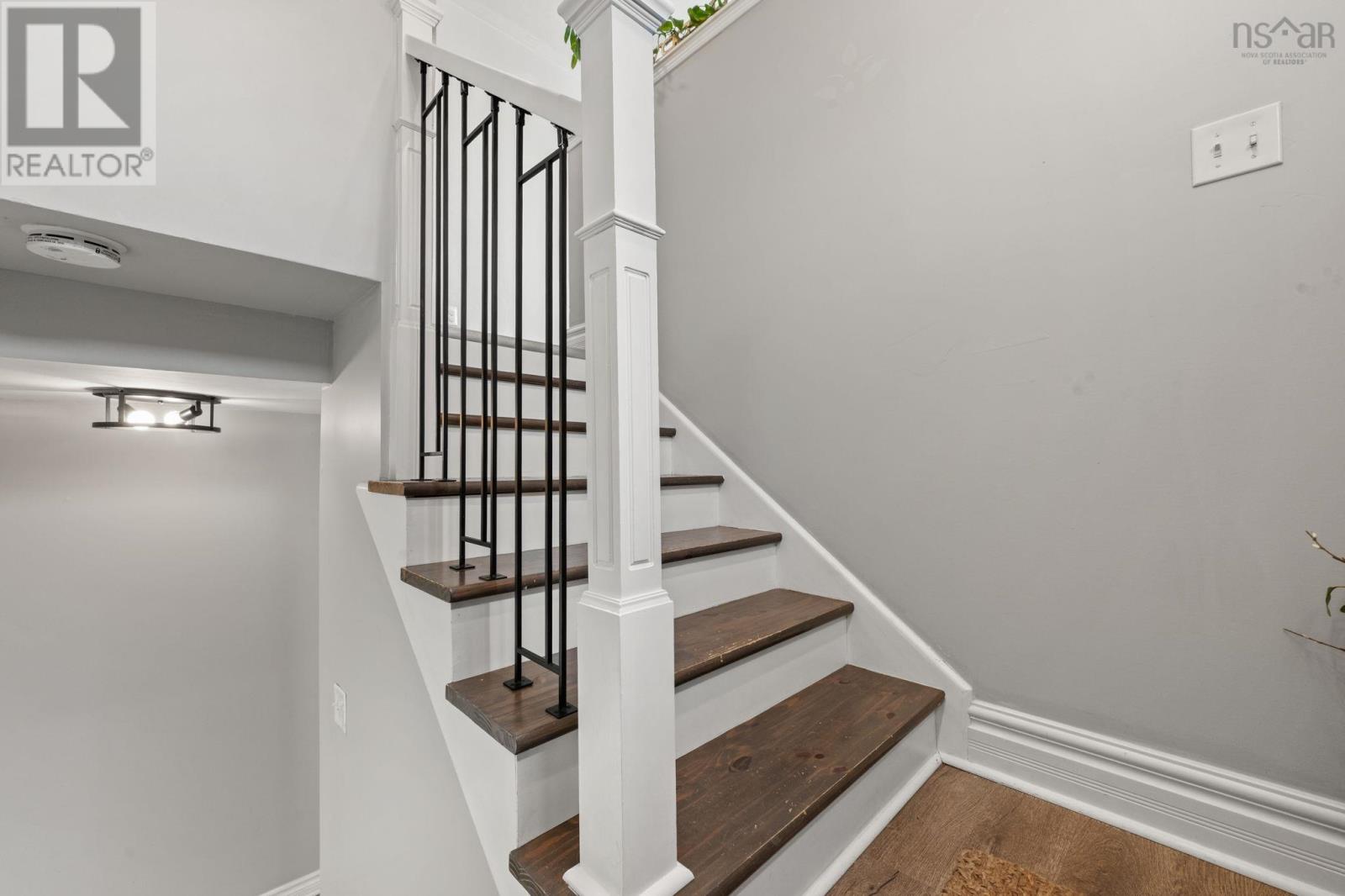 Property 2 of 42 of 128 Redoubt Way