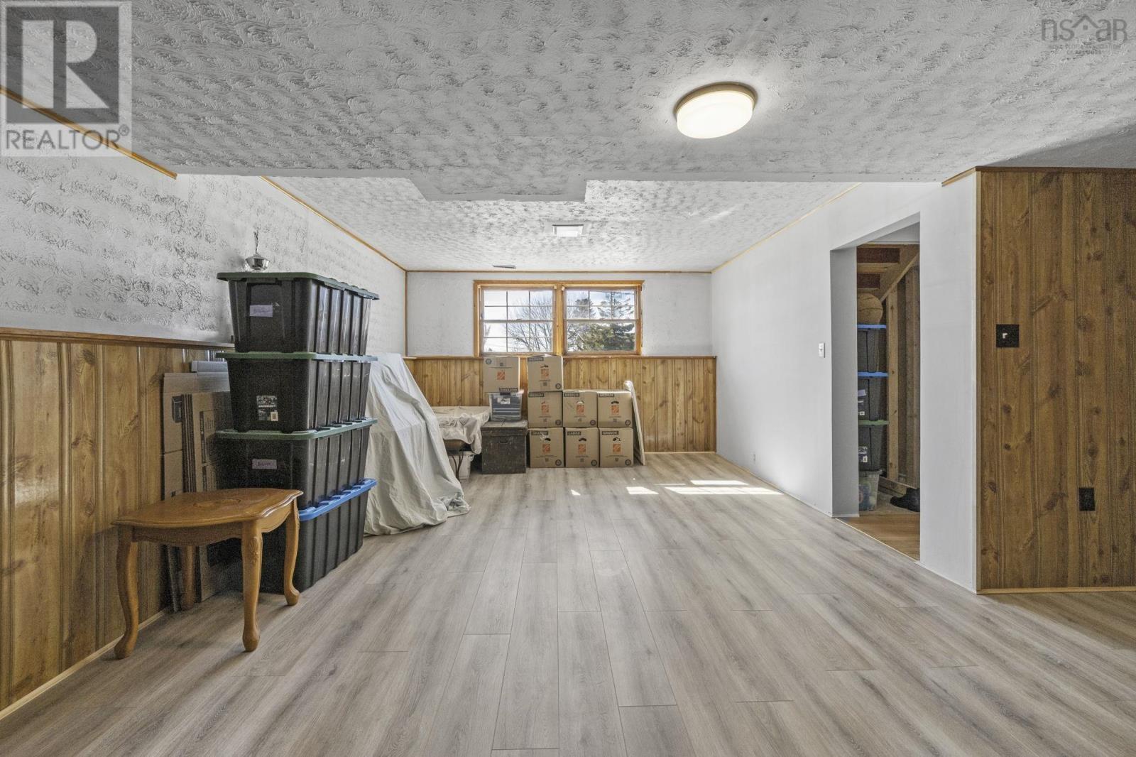 Property 27 of 42 of 128 Redoubt Way