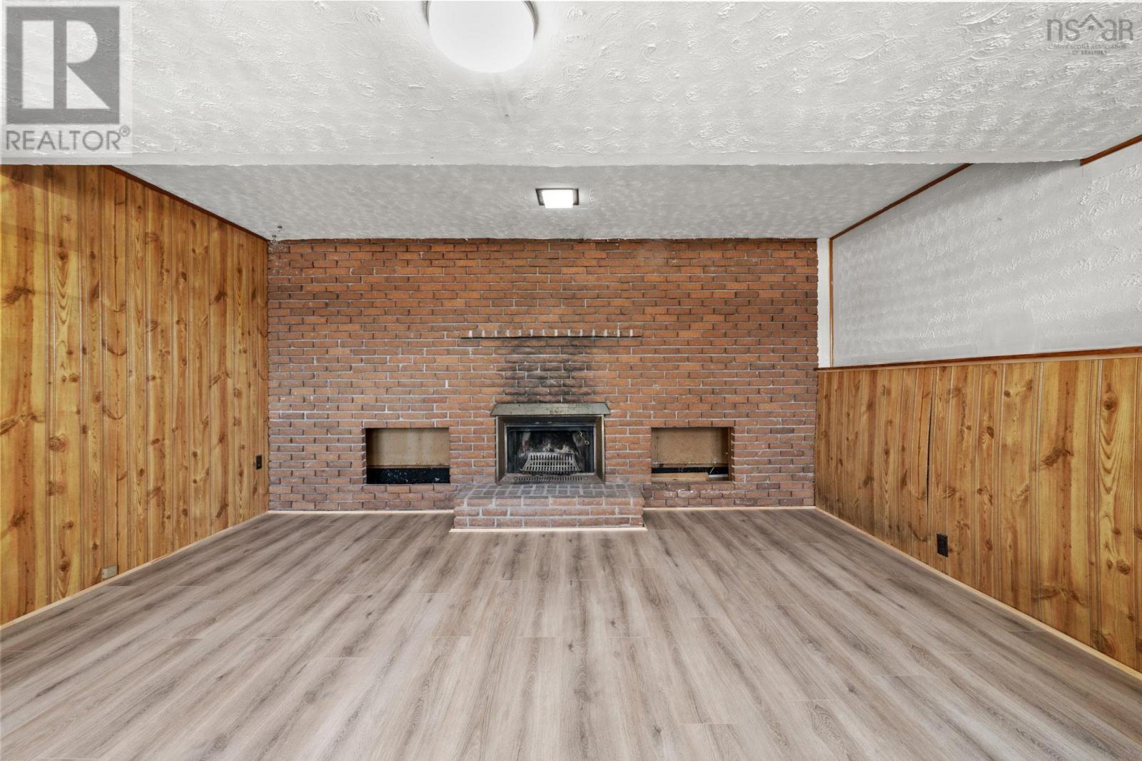 Property 29 of 42 of 128 Redoubt Way