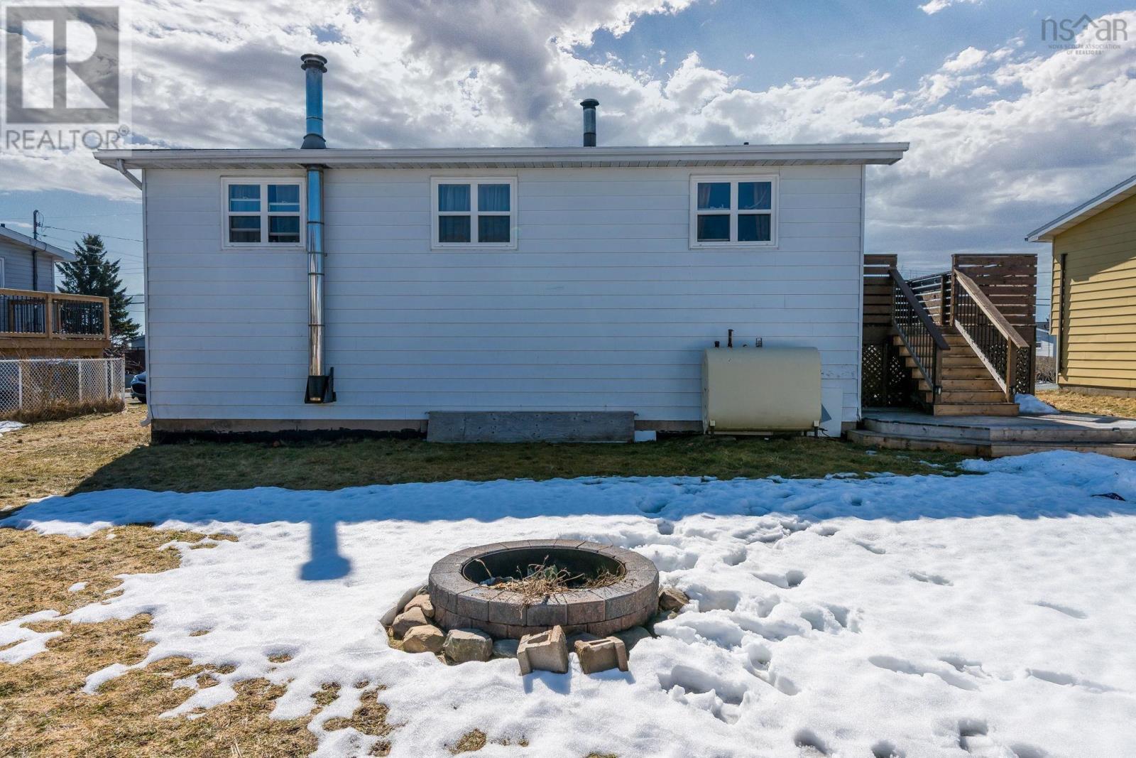 Property 39 of 42 of 128 Redoubt Way