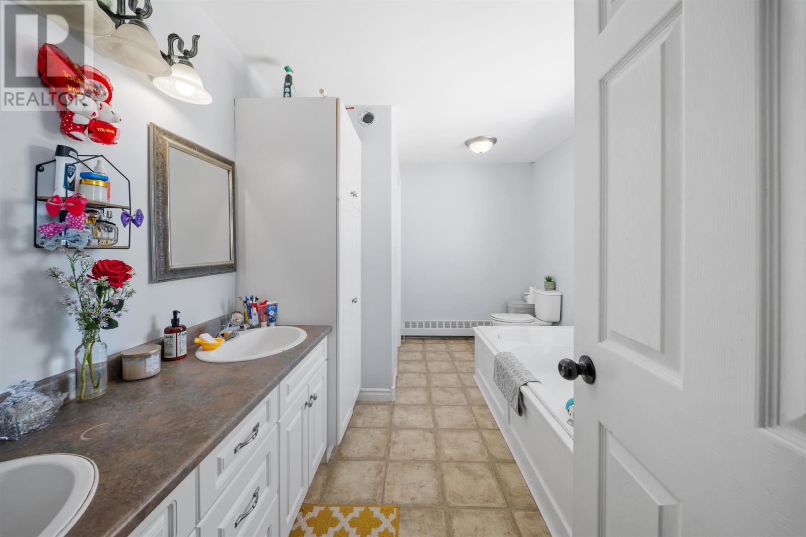 Single Family House for Sale in  Rte  Richmond 