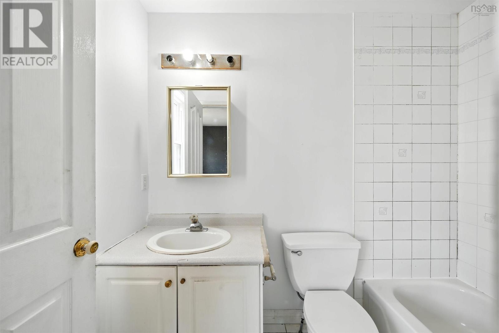 Property 20 of 46 of 91 Oceanview Drive