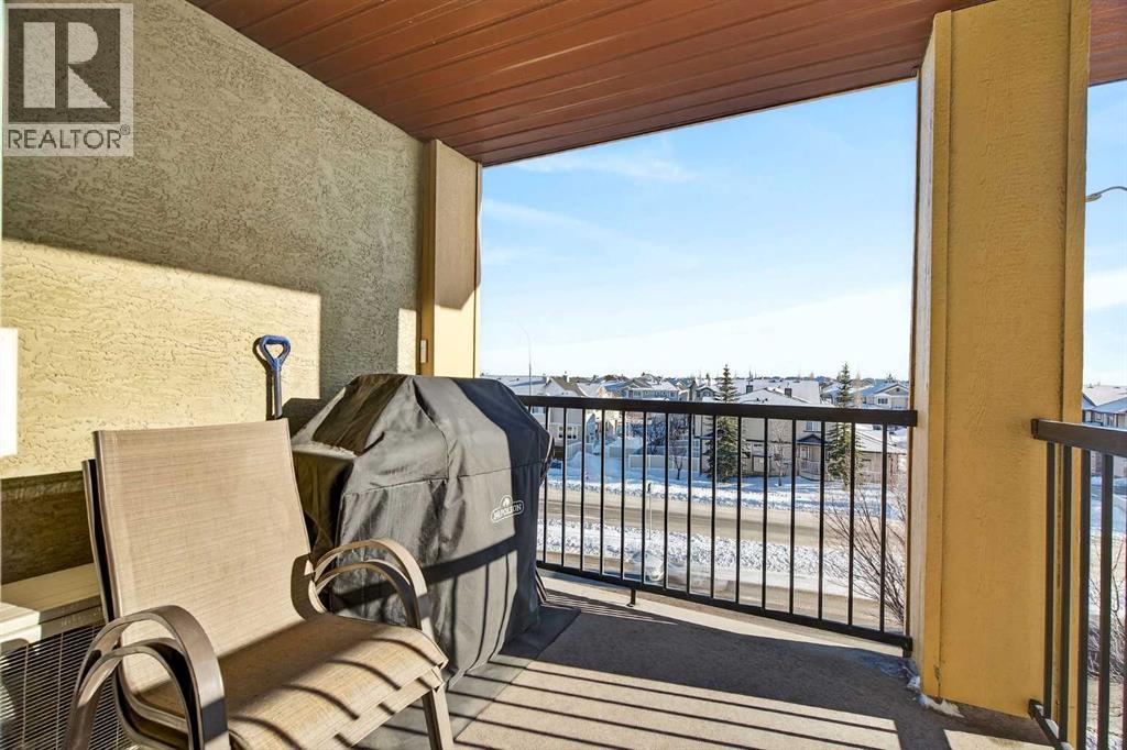 Single Family House for Sale in   Royal Birch Boulevard NW Royal Oak Calgary 