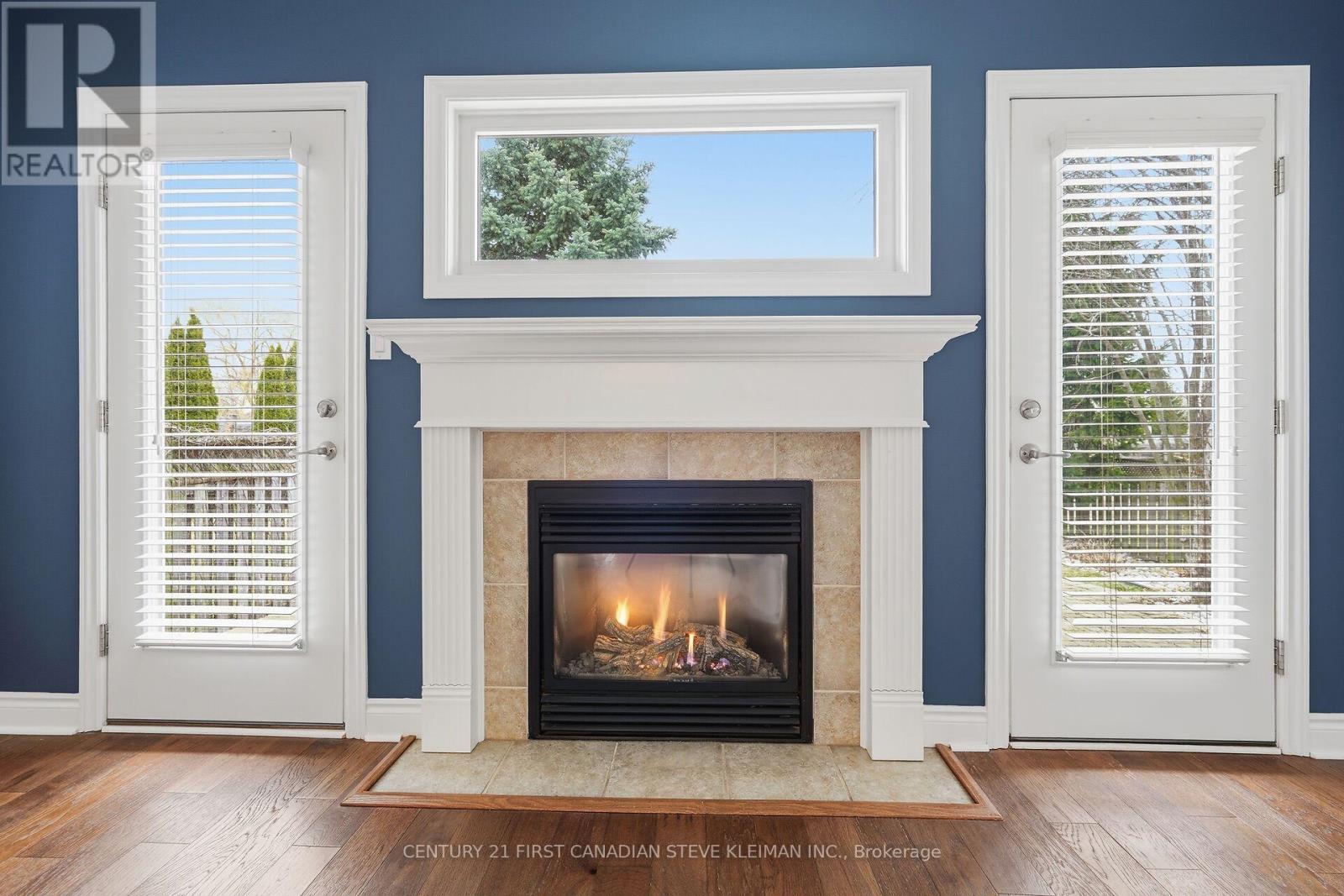 879 GARIBALDI AVENUE - 13