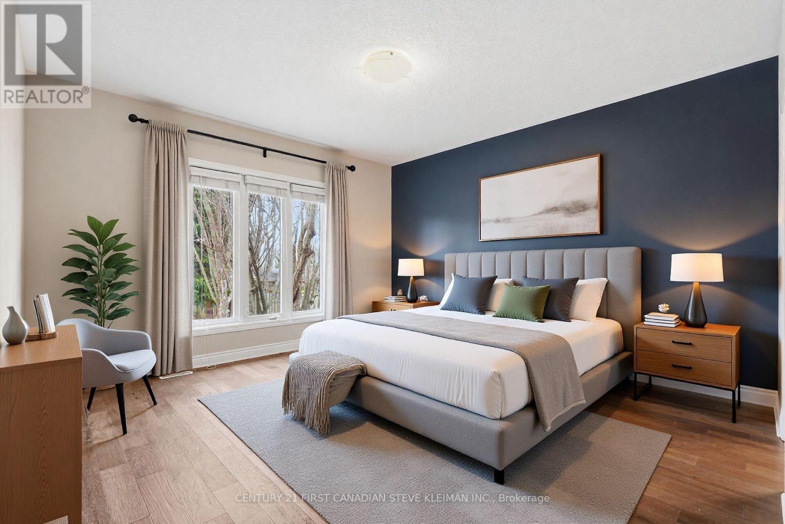 879 GARIBALDI AVENUE - 14