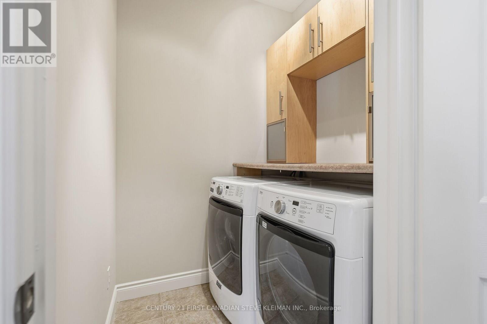 879 GARIBALDI AVENUE - 20