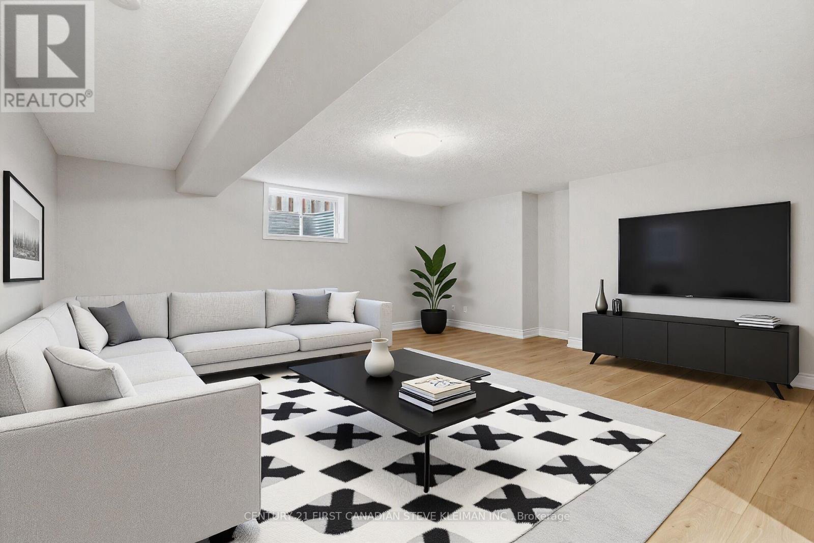 879 GARIBALDI AVENUE - 21