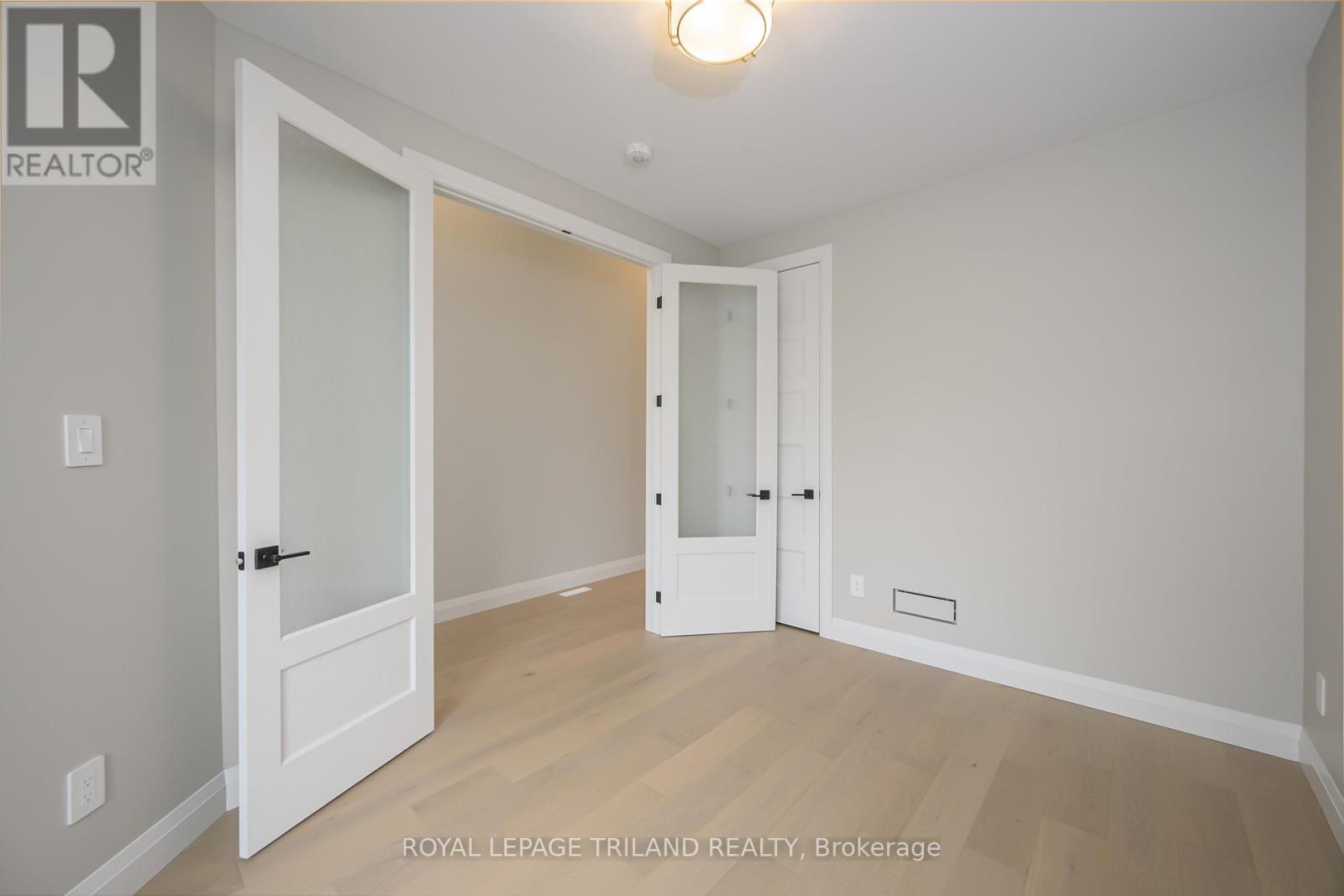 4225 GREEN BEND ROAD - 12