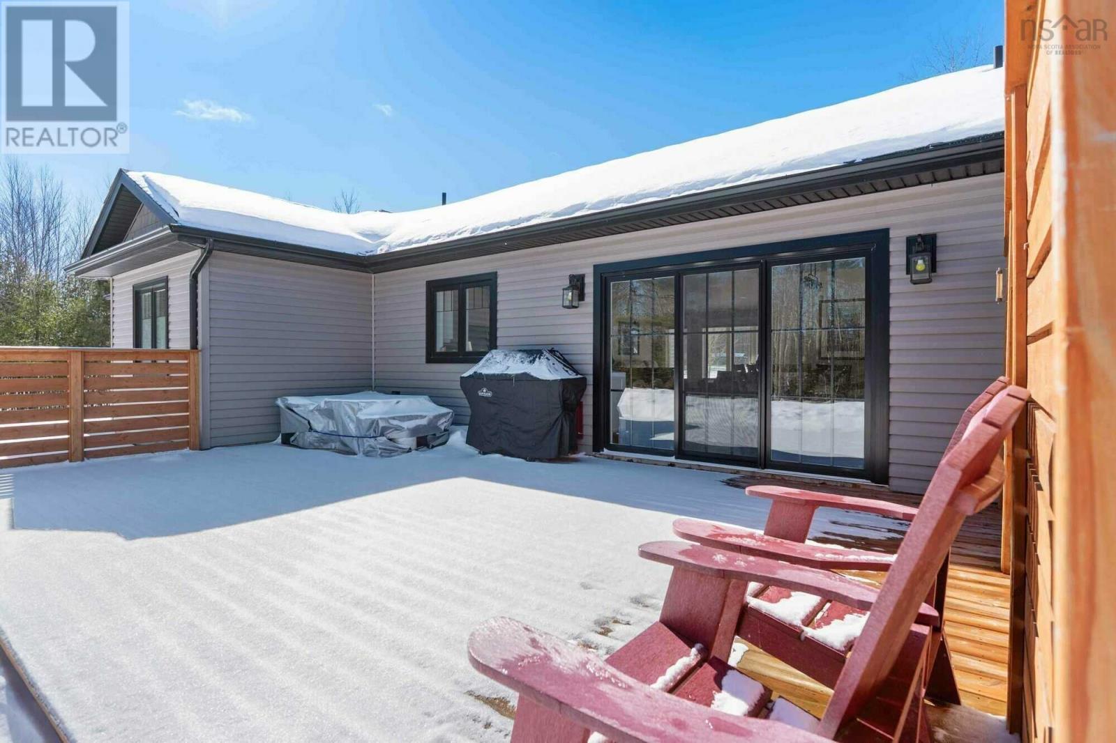 Property 20 of 21 of 472 Alexander MacKenzie Road