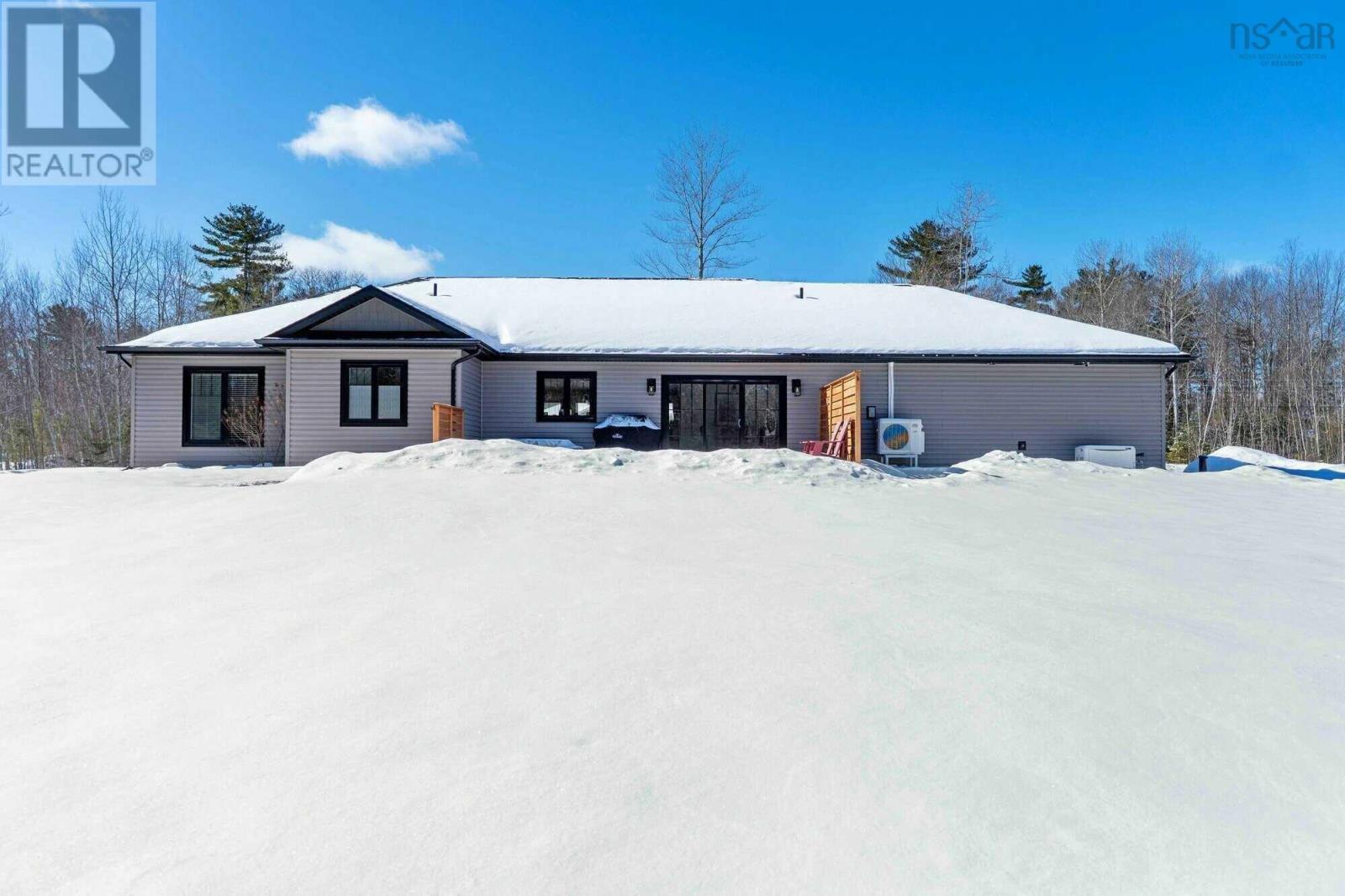 Property 19 of 21 of 472 Alexander MacKenzie Road