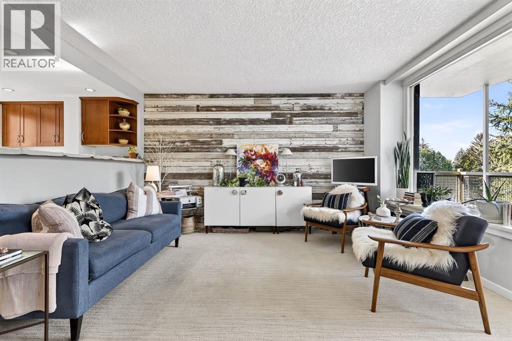 Single Family House for Sale in   Rideau Place SW Rideau Park Calgary 