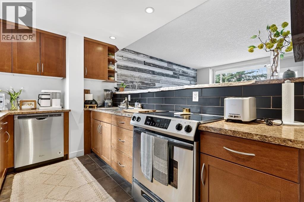 Single Family House for Sale in   Rideau Place SW Rideau Park Calgary 