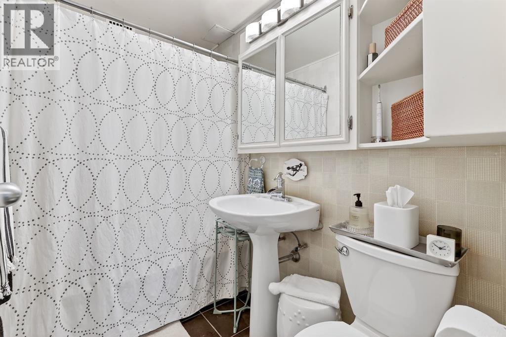 Single Family House for Sale in   Rideau Place SW Rideau Park Calgary 