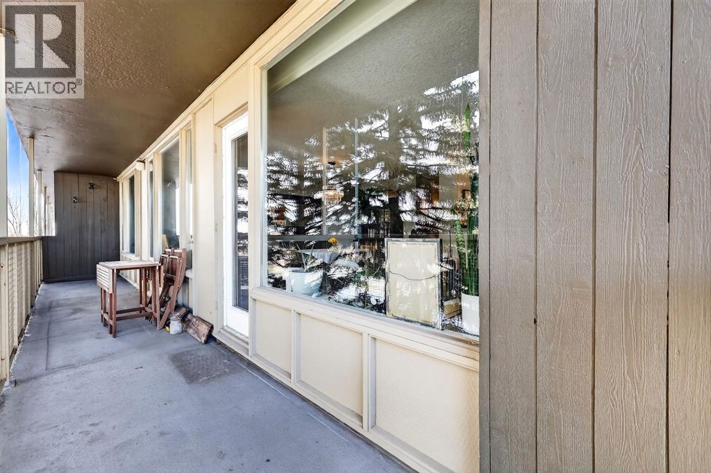 Single Family House for Sale in   Rideau Place SW Rideau Park Calgary 