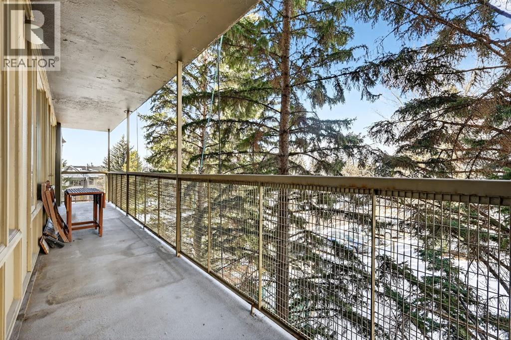 Single Family House for Sale in   Rideau Place SW Rideau Park Calgary 