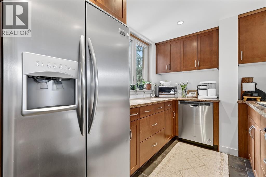 Single Family House for Sale in   Rideau Place SW Rideau Park Calgary 