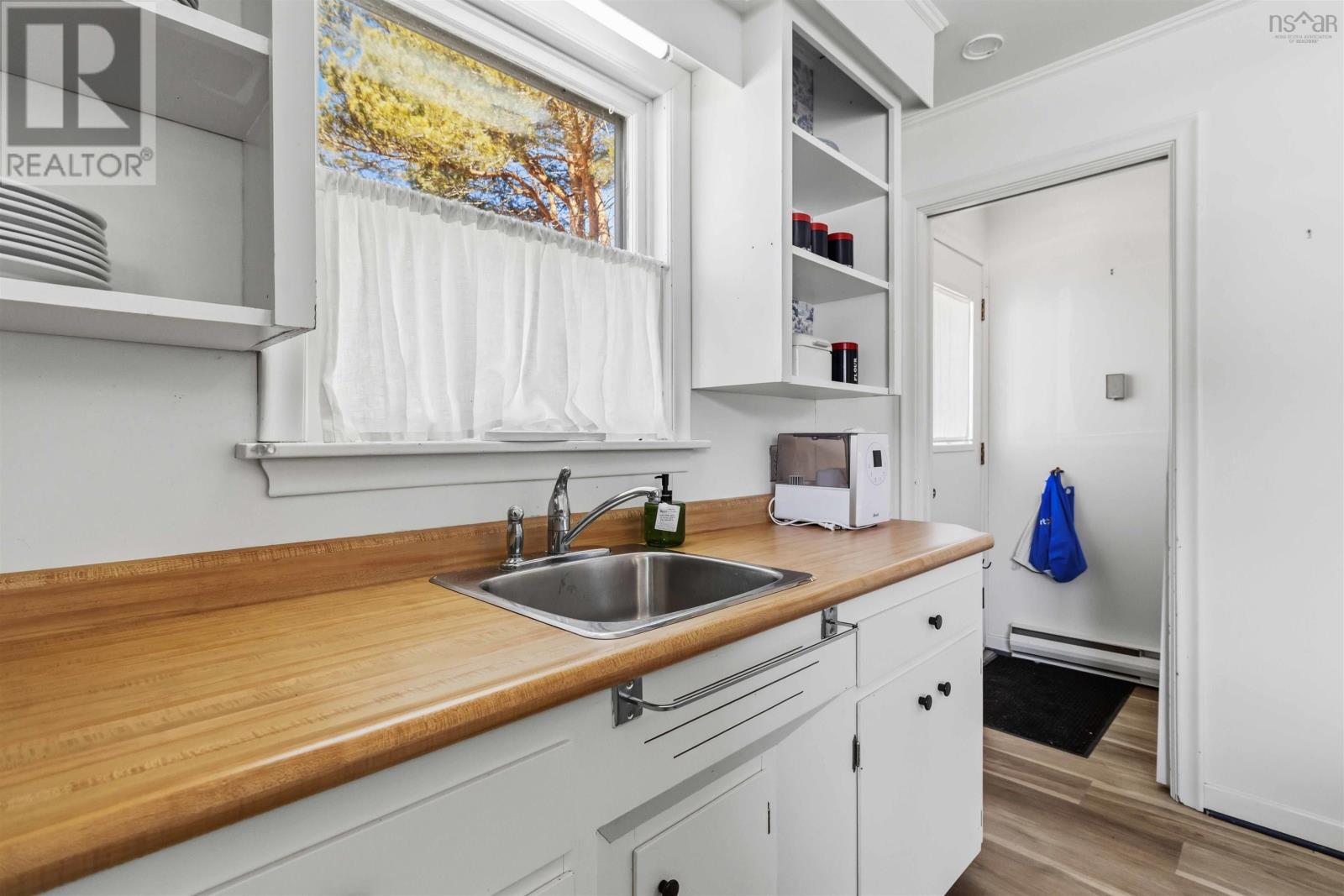 Property 3 of 31 of 1915 Highway 331