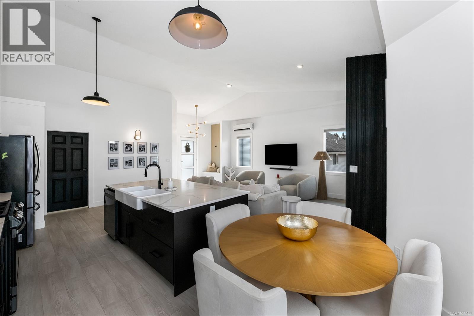 1405 MALAHAT DR - 12