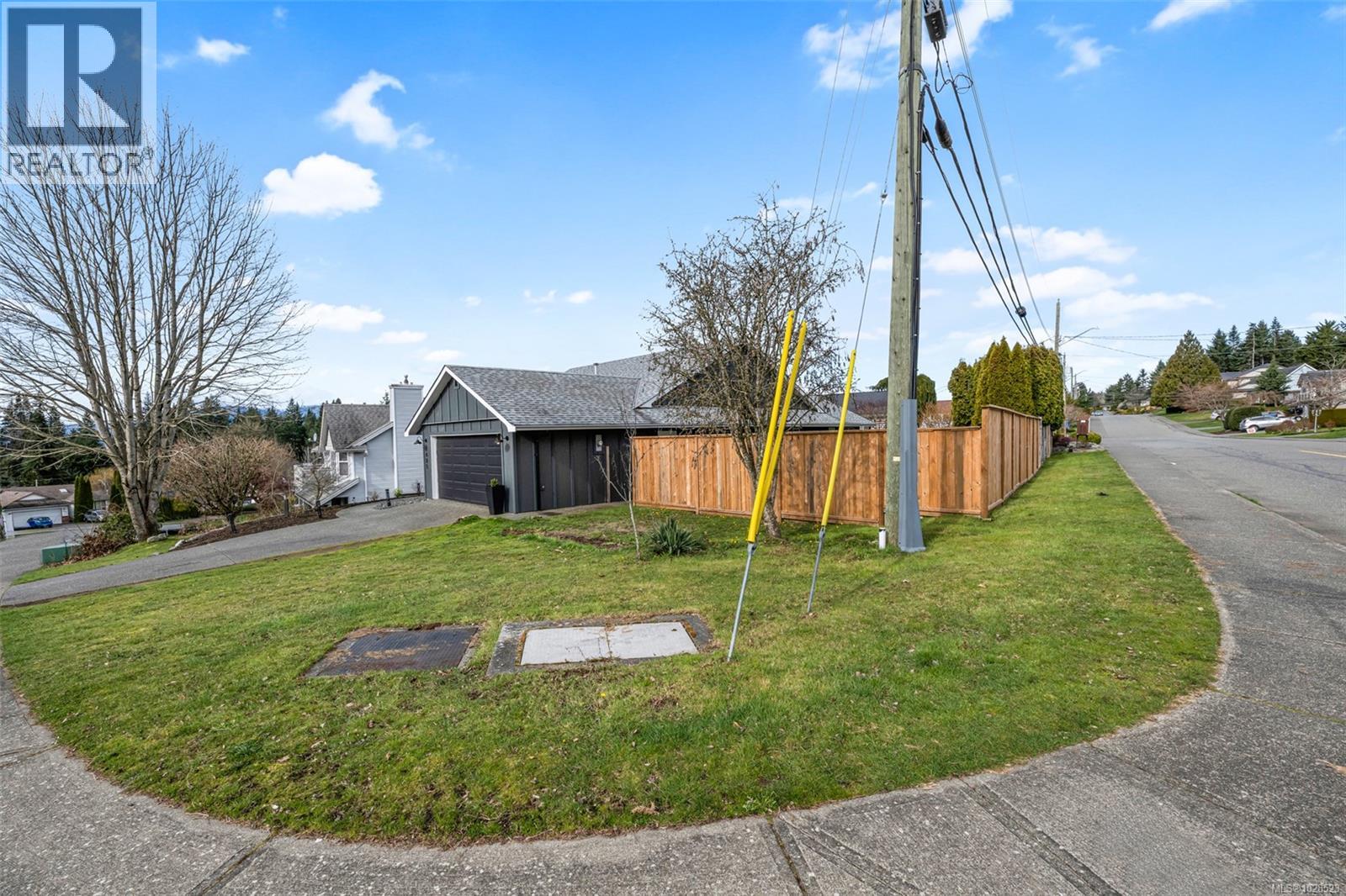 1405 MALAHAT DR - 38