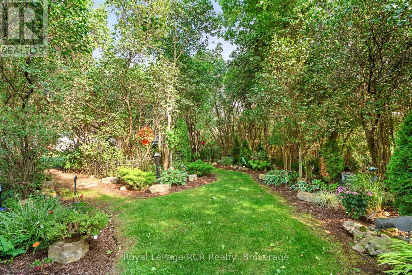 302769 DOUGLAS STREET - 6