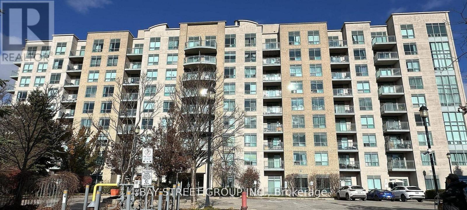 Listing photo of 611 - 51 BAFFIN COURT