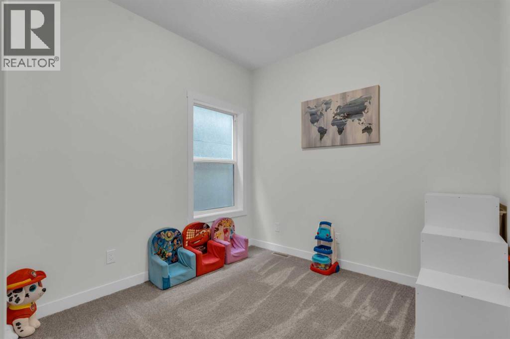 Single Family House for Sale in  Versant View SW Alpine Park Calgary 