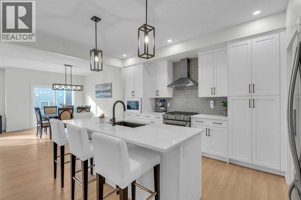 Single Family House for Sale in  Versant View SW Alpine Park Calgary 