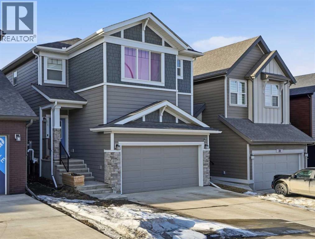 35 Versant View SW, Calgary, Alberta
