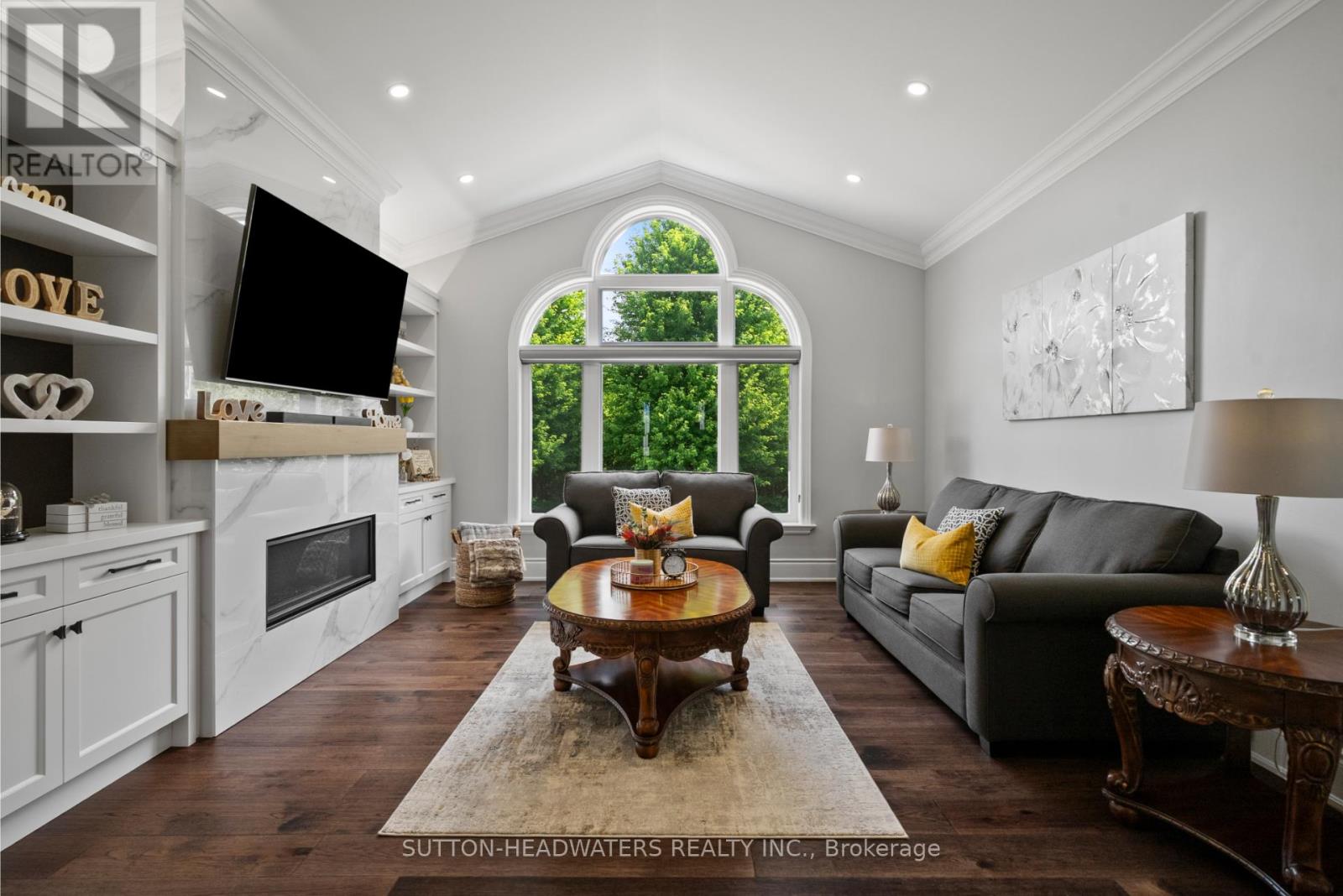 63 BROOKHAVEN CRESCENT - 4