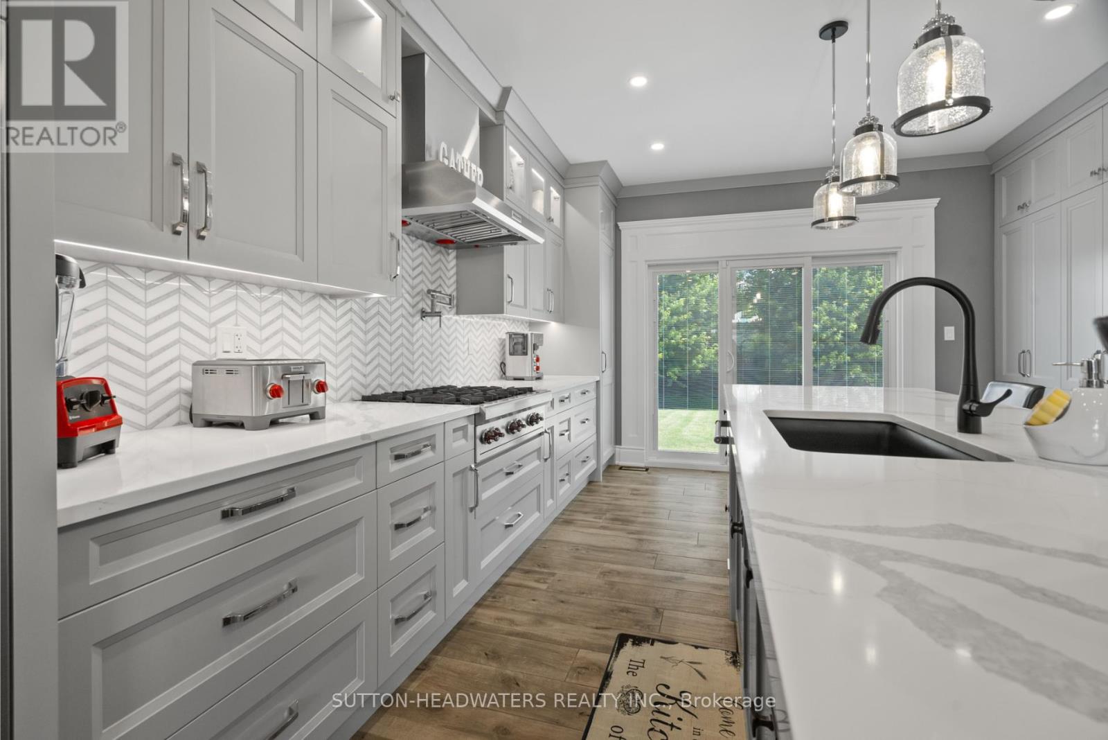 63 BROOKHAVEN CRESCENT - 8