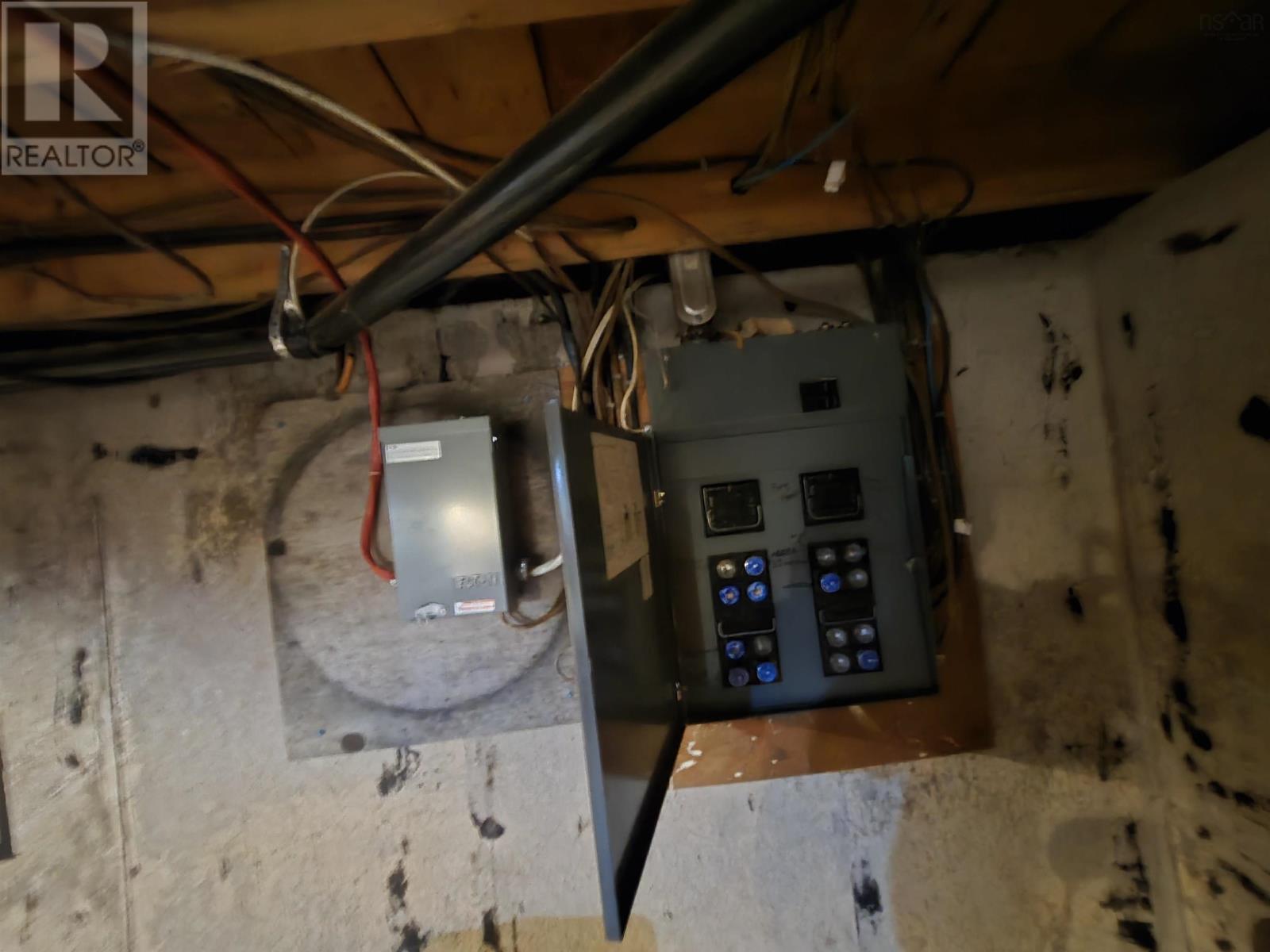 Property 28 of 36 of 1397 KOLBEC Road