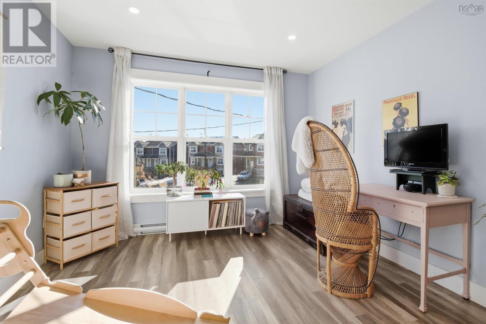 Property 16 of 48 of 27 Trout Run