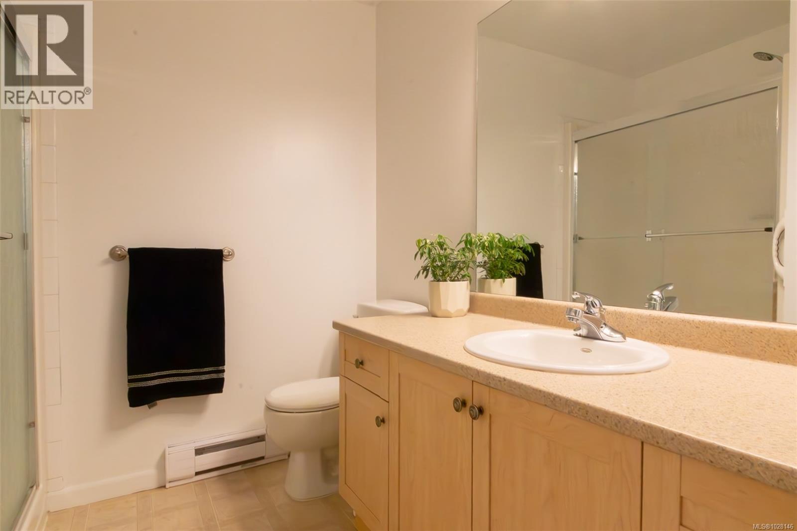 #207 360 GOLDSTREAM AVE - 14