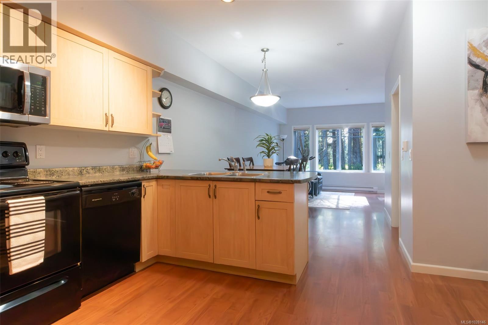 #207 360 GOLDSTREAM AVE - 9