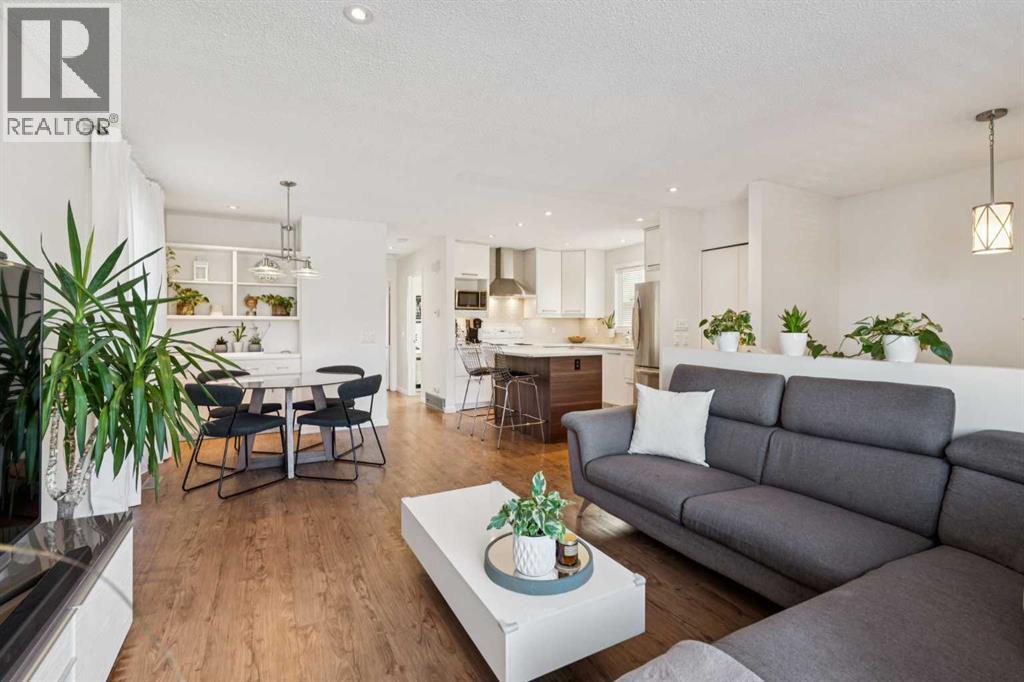 Single Family House Bi-level for Sale in  Tararidge Close NE Taradale Calgary 