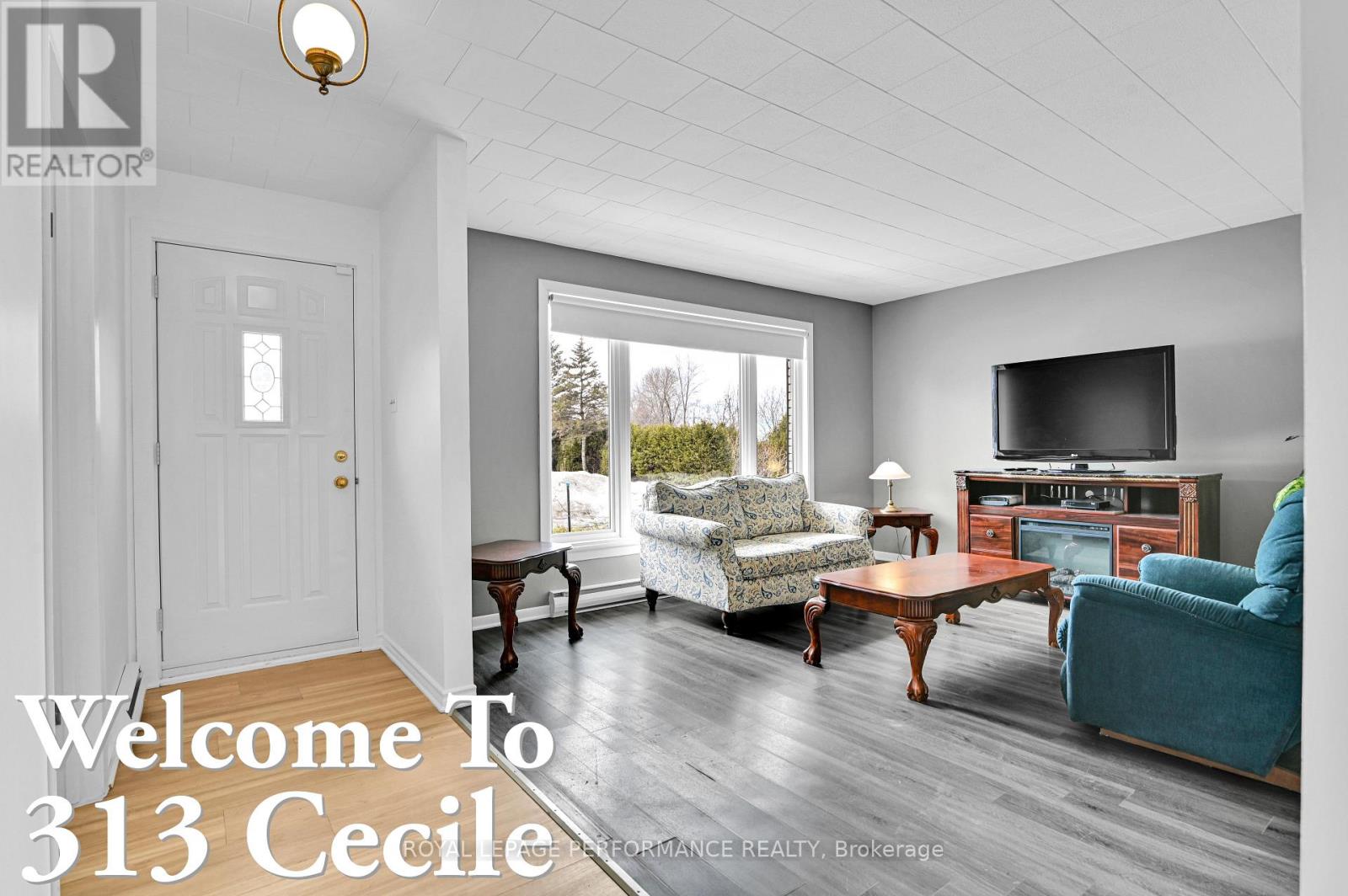 313 CECILE BOULEVARD W - 2