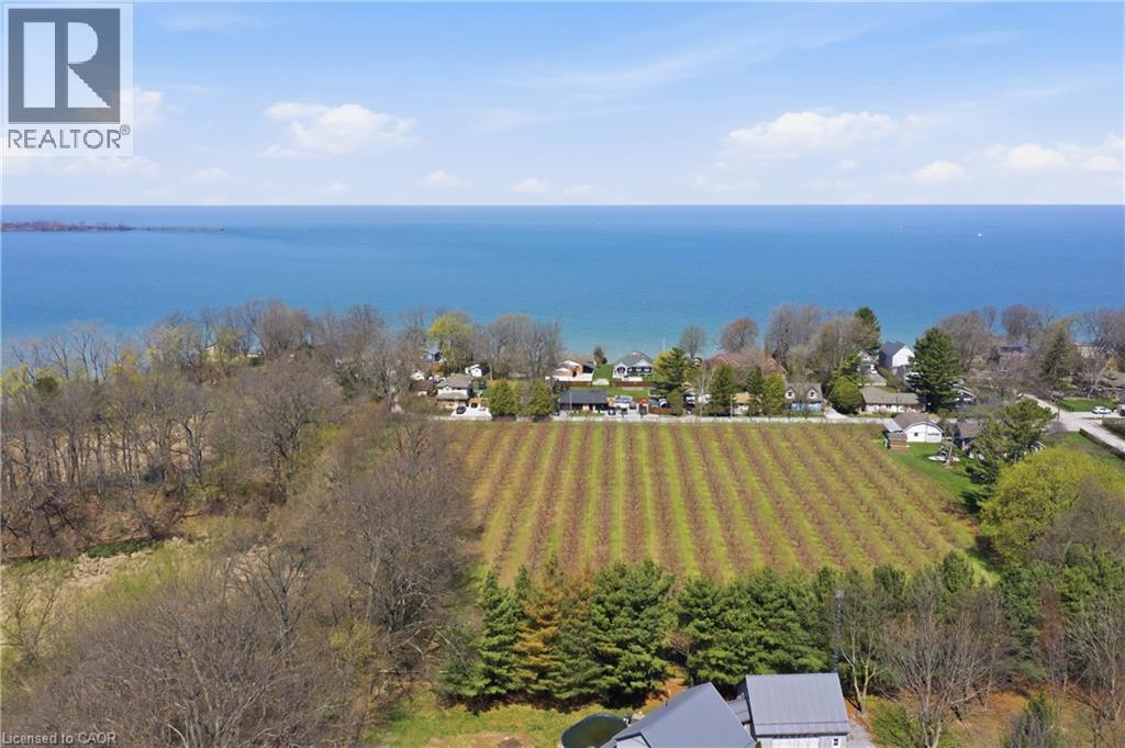 8 FIRELANE 14D Road, Niagara-on-the-Lake, Ontario