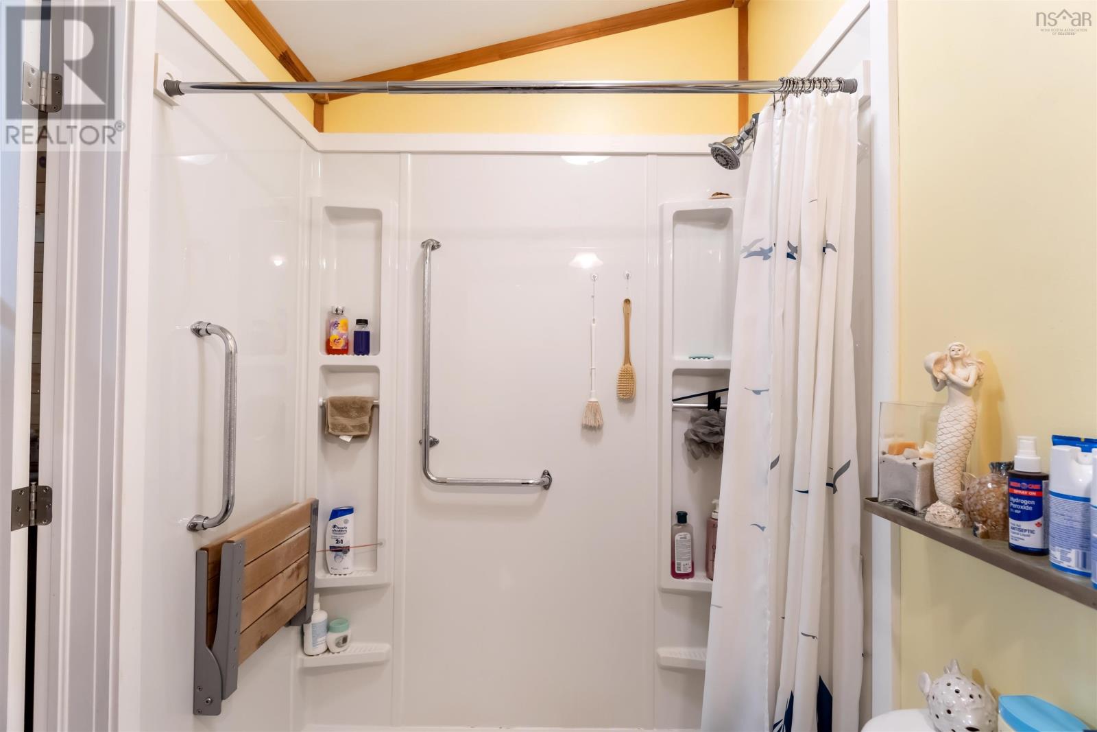 Property 15 of 47 of 646 French Road