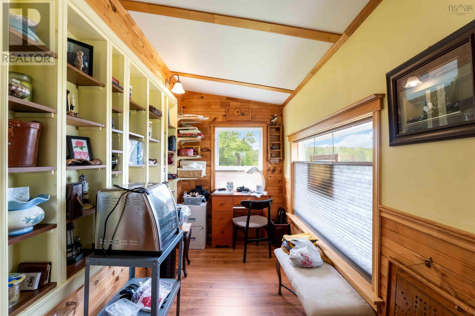 Property 21 of 47 of 646 French Road