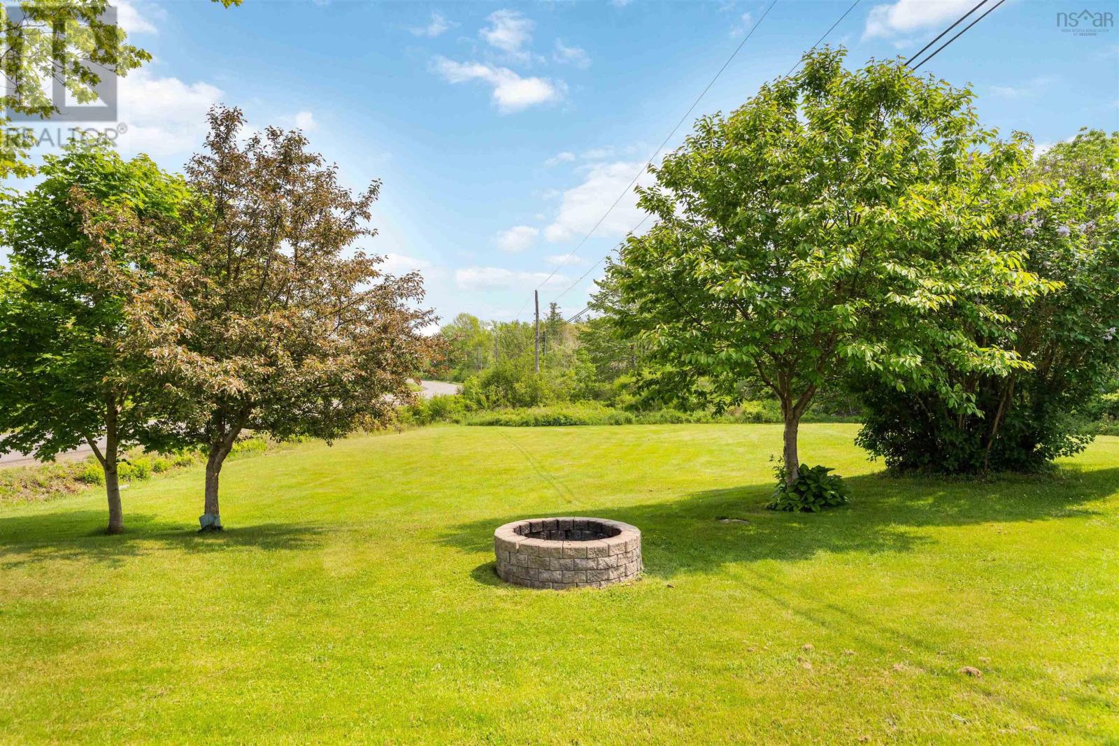 Property 45 of 47 of 646 French Road