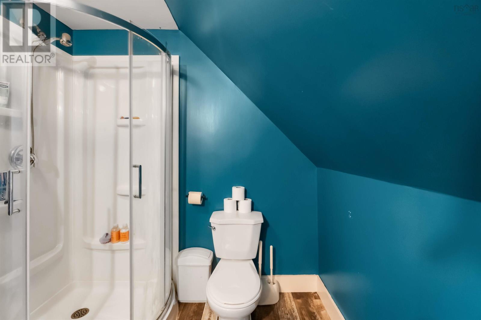 Property 30 of 43 of 113 Second Street