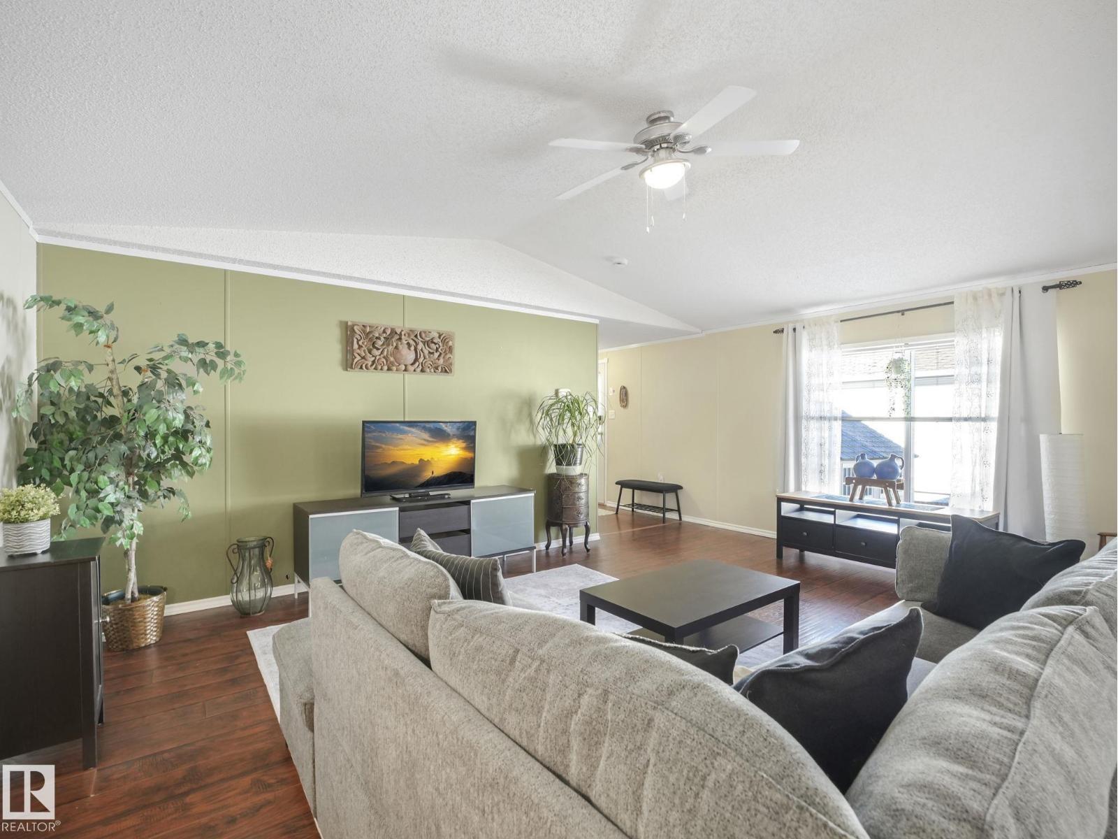 407 OAK WOOD CR NW - 19