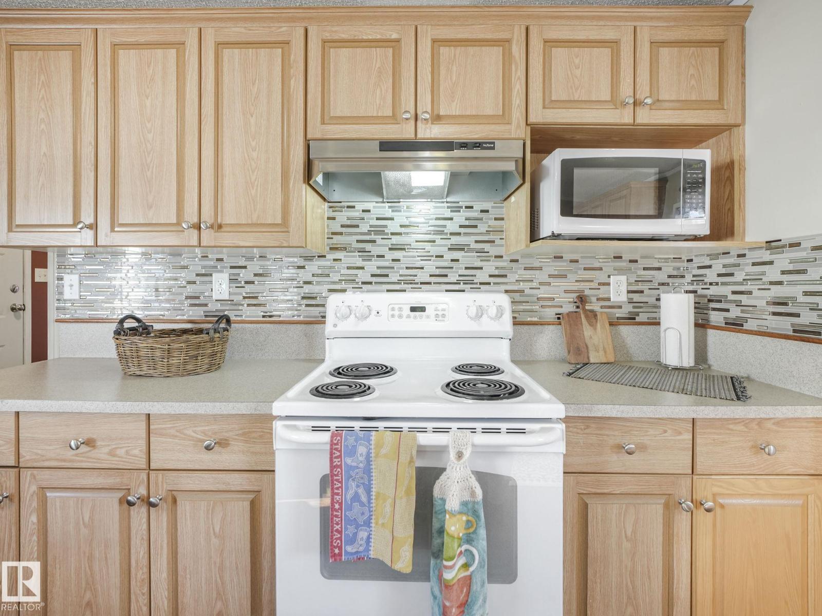 407 OAK WOOD CR NW - 24