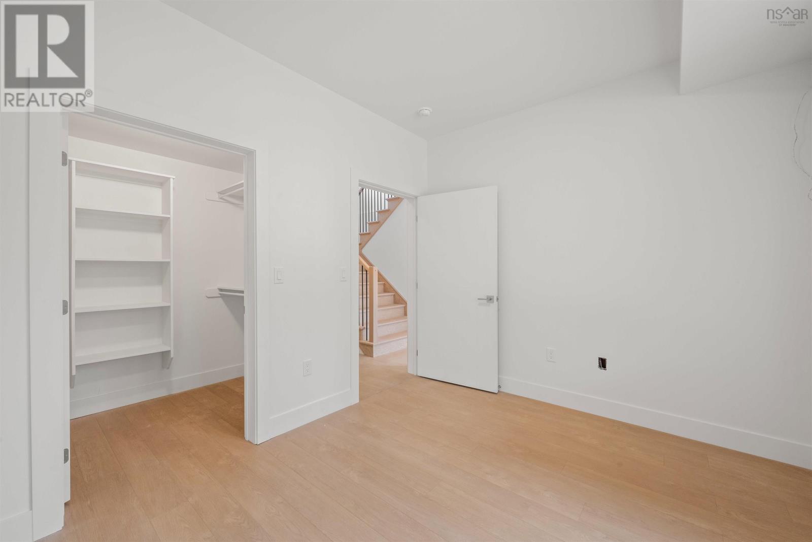 Property 23 of 39 of 11 Merion Court