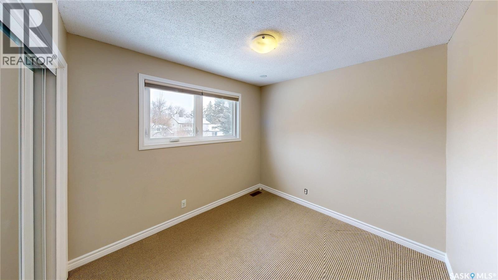 Single Family House 2 Level for Sale in  Lowry PLACE Regina 