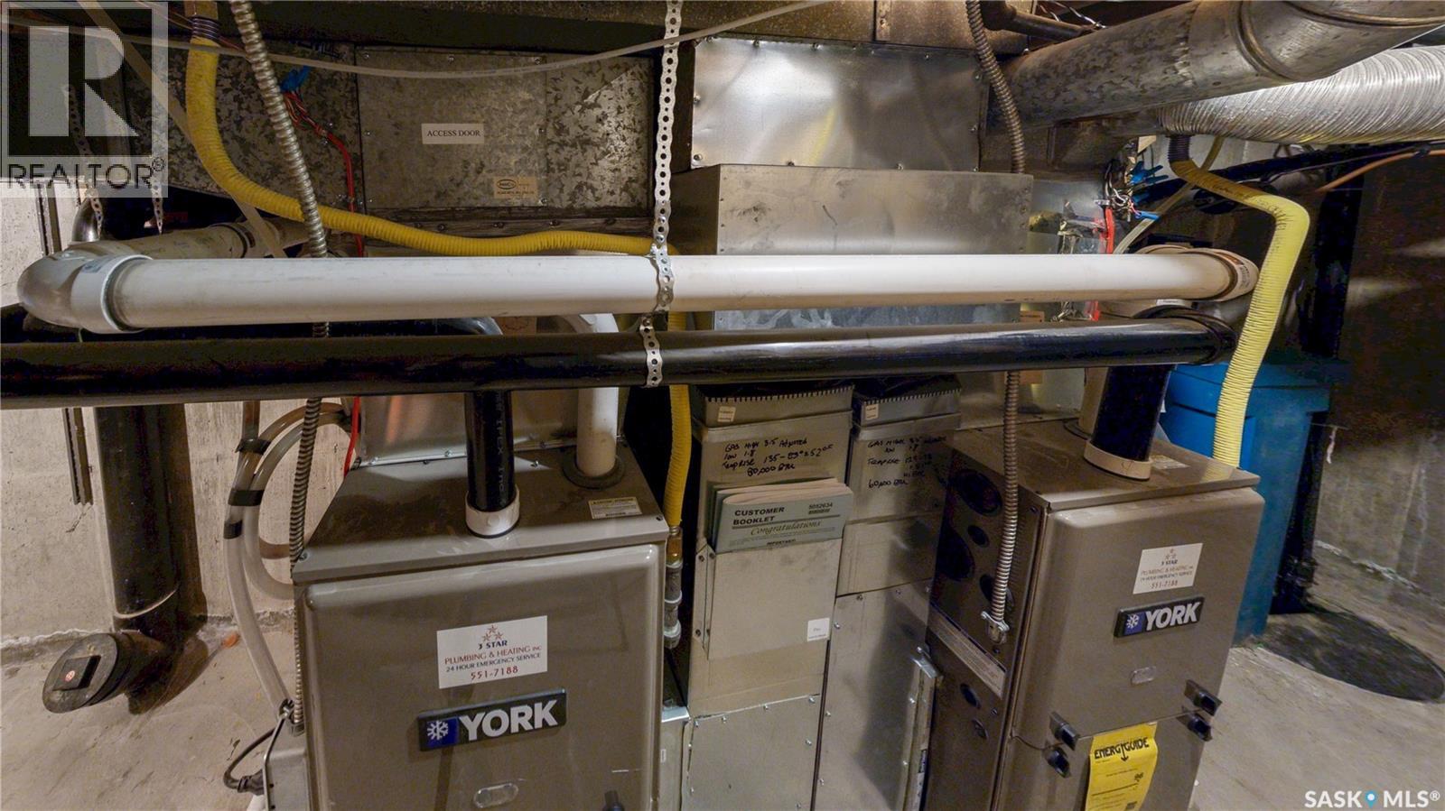 Single Family House 2 Level for Sale in  Lowry PLACE Regina 