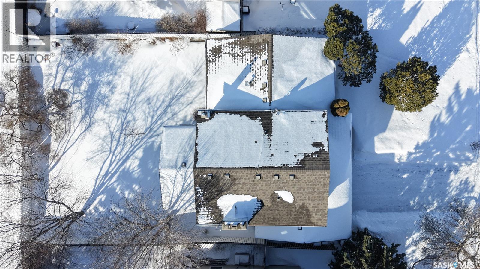 Single Family House 2 Level for Sale in  Lowry PLACE Regina 