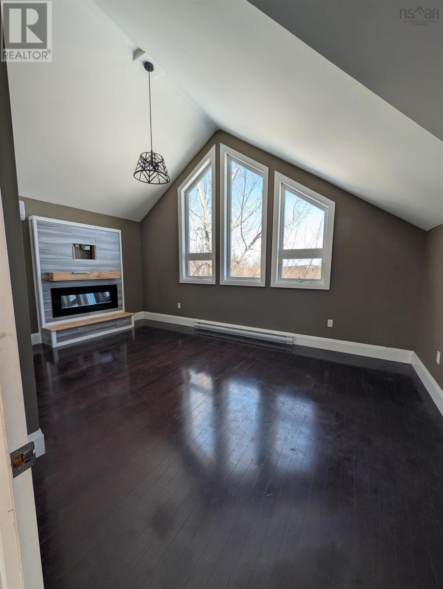 Property 14 of 30 of 294 Terra Tory Dr