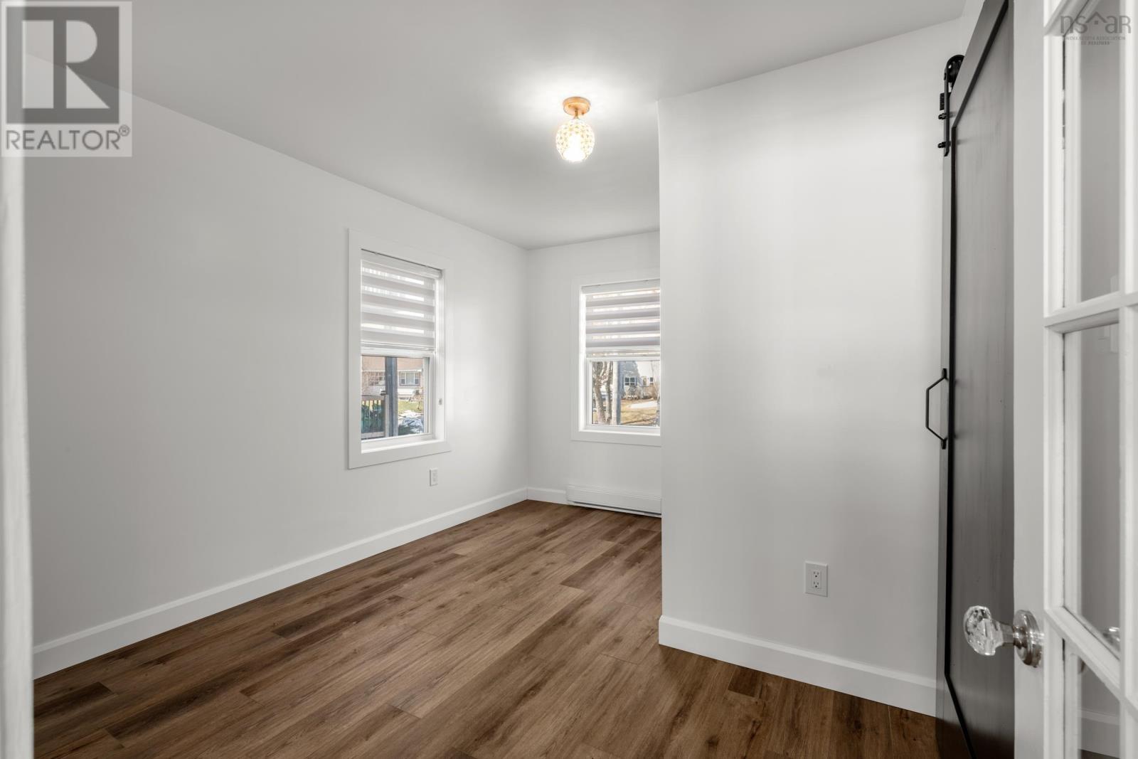 Property 22 of 49 of 18 Forest Hill Drive