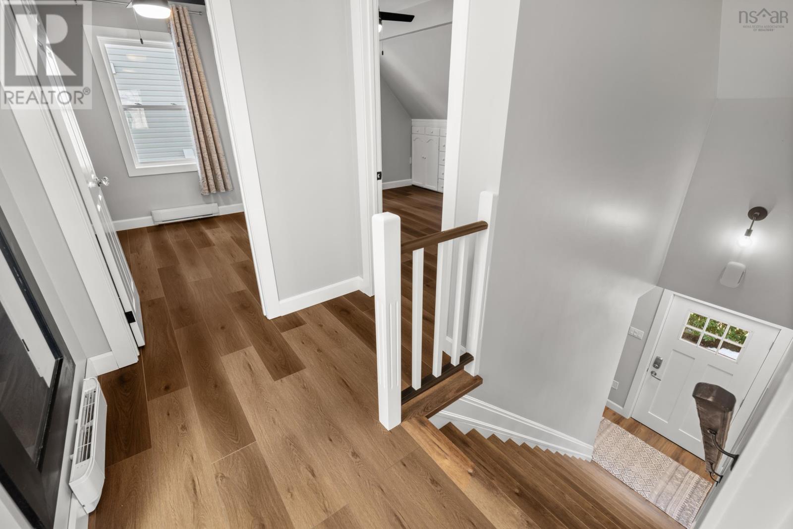 Property 24 of 49 of 18 Forest Hill Drive